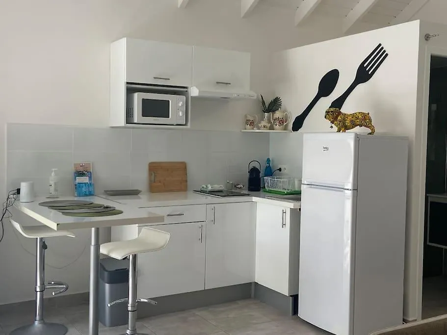 Studio Jasmin A 2 Mn De La Plage De Friar'S Bay La Savane 0*,